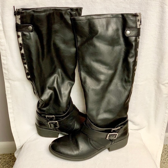 Tall black leather boots - Picture 1 of 6